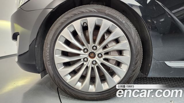 Genesis EQ900 5.0 GDI AWD Prestige 2016 — фото 5
