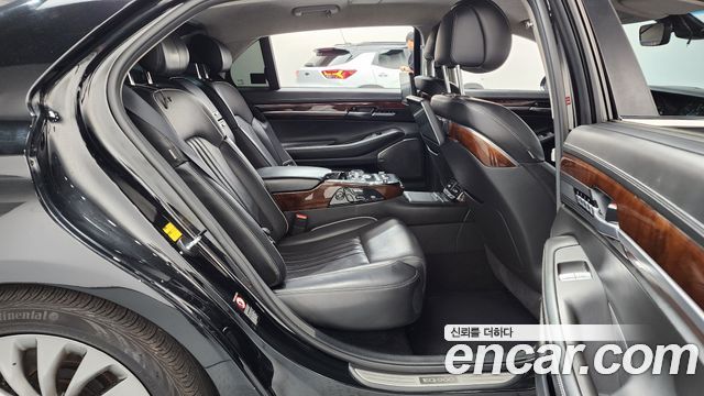 Genesis EQ900 5.0 GDI AWD Prestige 2016 — фото 12