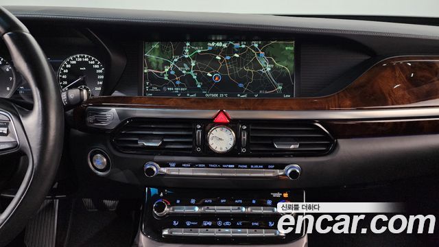 Genesis EQ900 5.0 GDI AWD Prestige 2016 — фото 14
