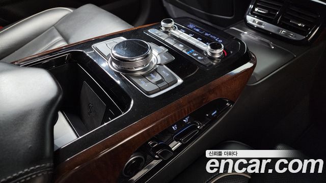 Genesis EQ900 5.0 GDI AWD Prestige 2016 — фото 19