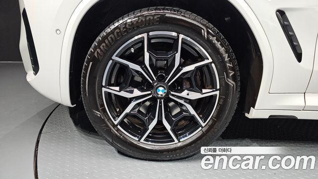 BMW X4 (G02) xDrive20i M Sport 2024 — фото 5
