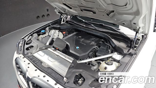BMW X4 (G02) xDrive20i M Sport 2024 — фото 6