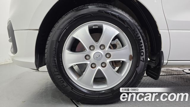 Hyundai Grand Starex 12-Seater LPi Smart 2020 — фото 5