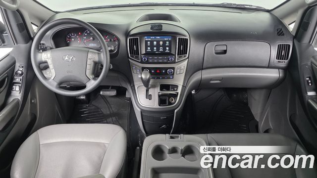 Hyundai Grand Starex 12-Seater LPi Smart 2020 — фото 7