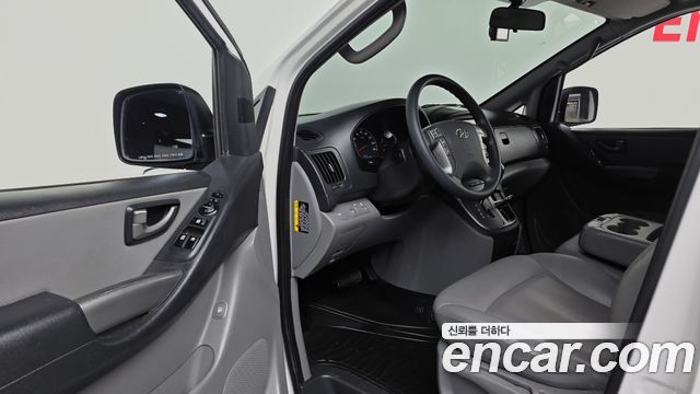 Hyundai Grand Starex 12-Seater LPi Smart 2020 — фото 10