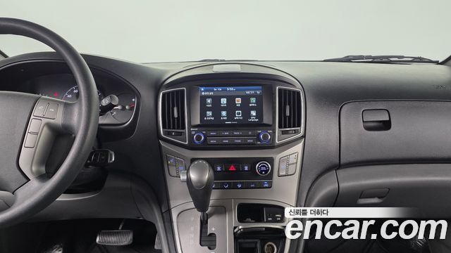 Hyundai Grand Starex 12-Seater LPi Smart 2020 — фото 14