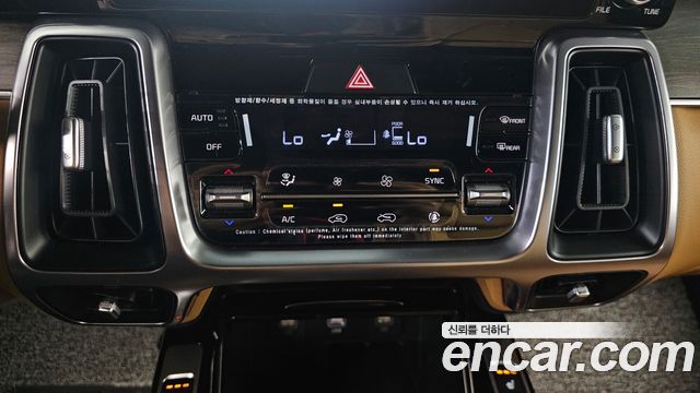 Kia Sorento (IV) Diesel 2.2 2WD Prestige 2023 — фото 14