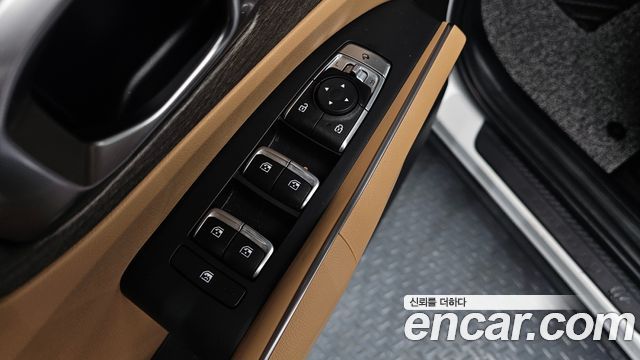 Kia Sorento (IV) Diesel 2.2 2WD Prestige 2023 — фото 16