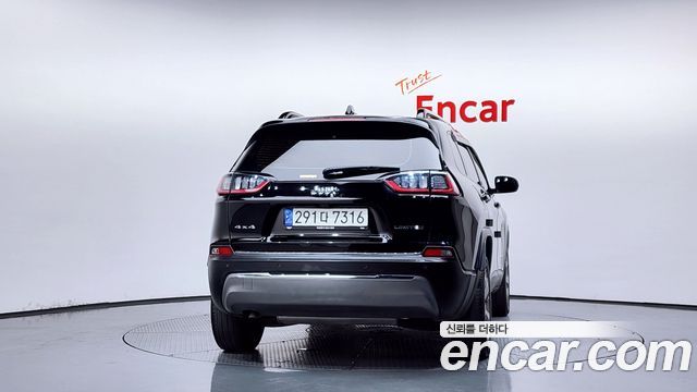 Jeep Cherokee (KL) 2.4 Limited AWD 2022 — фото 4