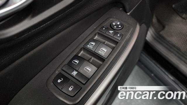 Jeep Cherokee (KL) 2.4 Limited AWD 2022 — фото 32
