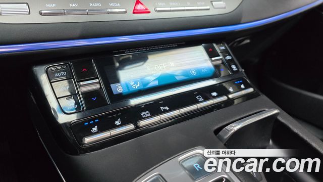 Hyundai Grandeur (IG) 2.5 Exclusice 2020 — фото 28
