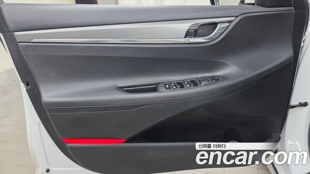 Hyundai Grandeur (IG) 2.5 Premium 2021 — фото 24