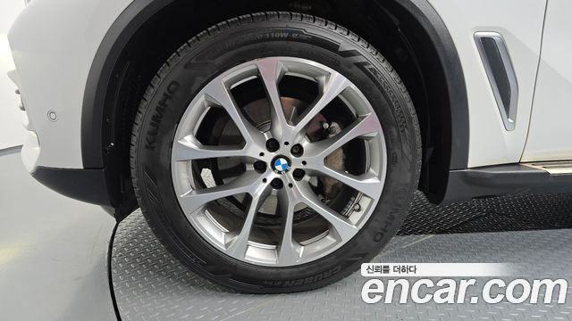 BMW X5 (G05) xDrive 30d xLine 2020 — фото 5