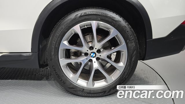 BMW X5 (G05) xDrive 30d xLine 2020 — фото 21