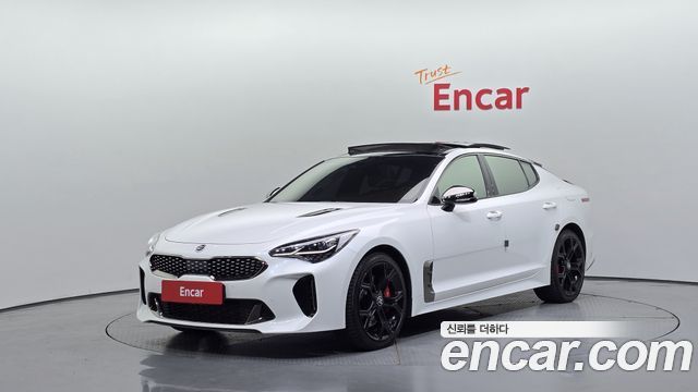 Kia Stinger 2.0 Turbo 2WD Platinum 2019 — фото 1
