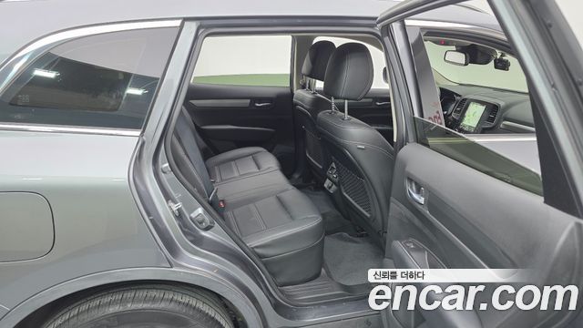 Renault Korea QM6 2.0 LPe LE Signature 2WD 2023 — фото 15