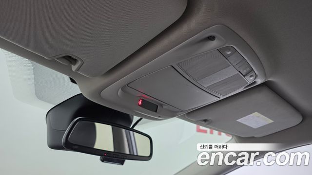 Renault Korea QM6 2.0 LPe LE Signature 2WD 2023 — фото 21