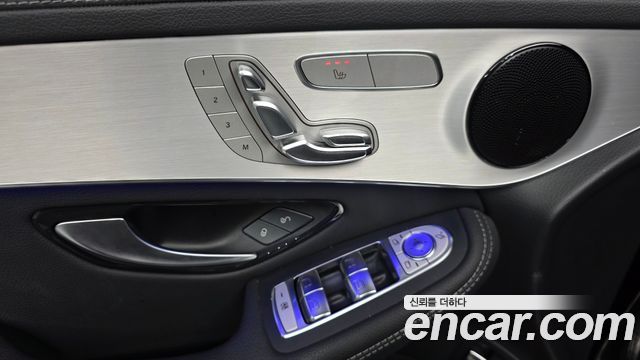 Mercedes-Benz GLC-Class (X253) GLC300e 4MATIC 2021 — фото 11