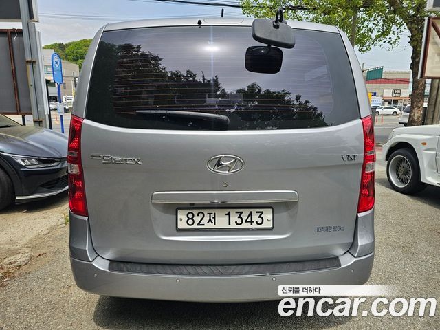 Hyundai Grand Starex Van 3-Seater Smart 2021 — фото 4