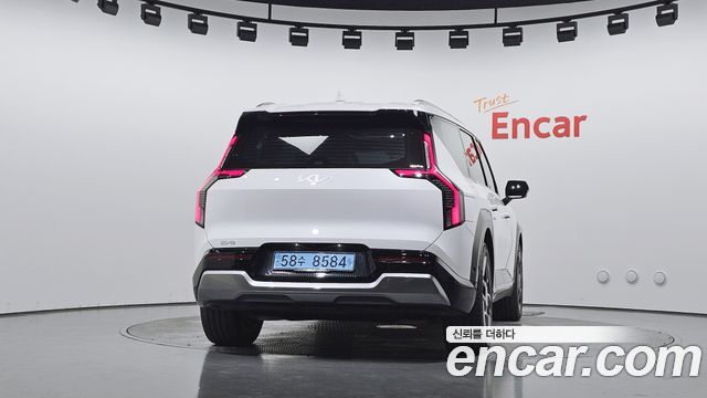 Kia EV9 Long Range 4WD Earth 2024 — фото 4