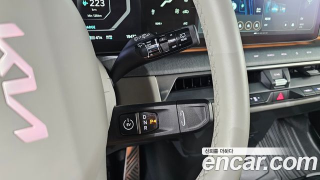 Kia EV9 Long Range 4WD Earth 2024 — фото 16