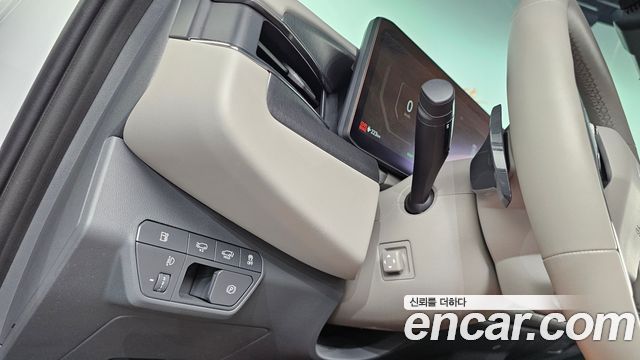Kia EV9 Long Range 4WD Earth 2024 — фото 28