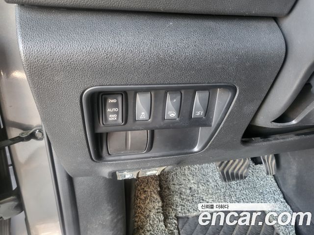 Renault Korea QM6 Diesel 4WD RE Signature 2017 — фото 17