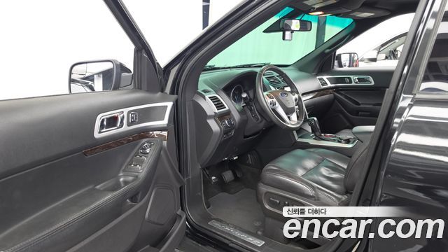 Ford Explorer 3.5 Limited 4WD 5th 2015 — фото 10