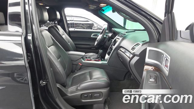 Ford Explorer 3.5 Limited 4WD 5th 2015 — фото 11