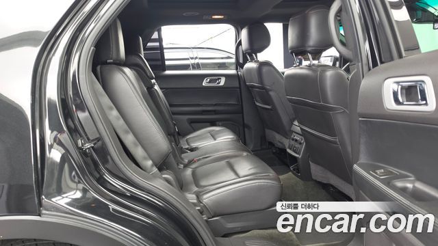Ford Explorer 3.5 Limited 4WD 5th 2015 — фото 12