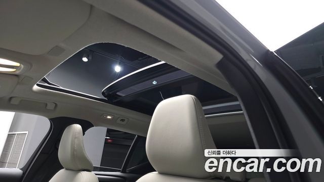 Volvo XC40 B4 Ultra Bright 2025 — фото 21