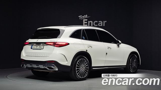 Mercedes-Benz GLC-Class (X254) GLC300 4MATIC AMG Line 2024 — фото 2
