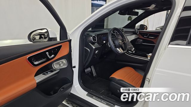 Mercedes-Benz GLC-Class (X254) GLC300 4MATIC AMG Line 2024 — фото 10