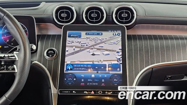 Mercedes-Benz GLC-Class (X254) GLC300 4MATIC AMG Line 2024 — фото 18