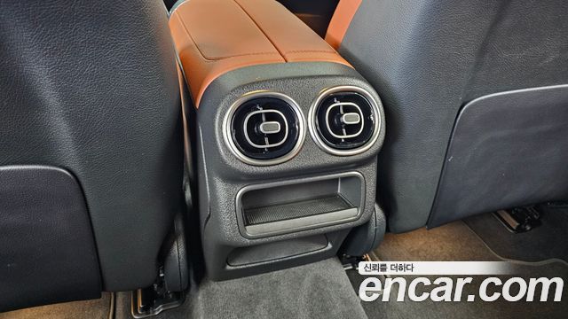 Mercedes-Benz GLC-Class (X254) GLC300 4MATIC AMG Line 2024 — фото 37