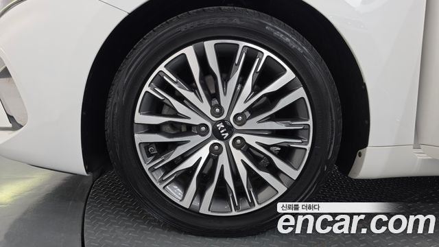 Kia K7 Premier 2.5 GDI Noblesse 2020 — фото 5