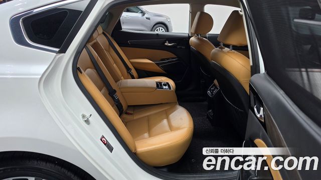 Kia K7 Premier 2.5 GDI Noblesse 2020 — фото 15