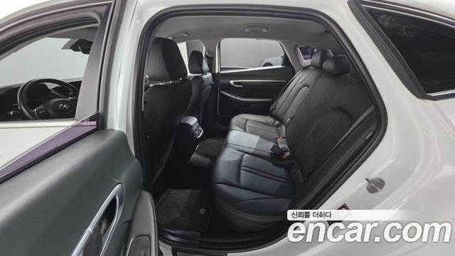 Hyundai Sonata Hybrid (DN8) Premium Plus 2023 — фото 22