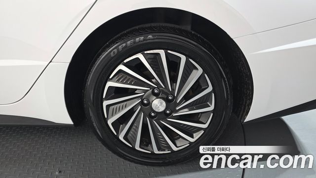 Hyundai Sonata Hybrid (DN8) Premium Plus 2023 — фото 27