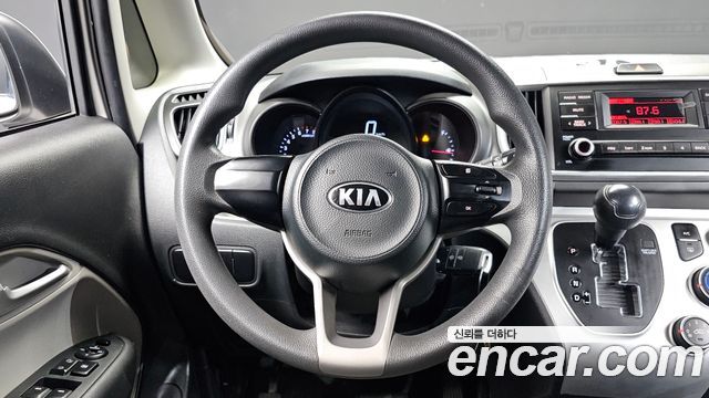 Kia Ray Van Prestige 2021 — фото 16