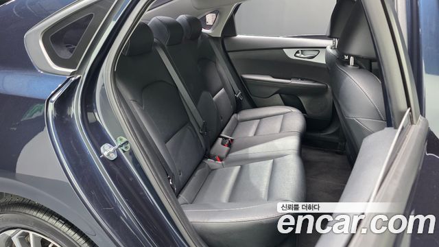 Kia K3 (II) 1.6 Prestige 2022 — фото 11