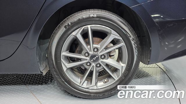 Kia K3 (II) 1.6 Prestige 2022 — фото 21
