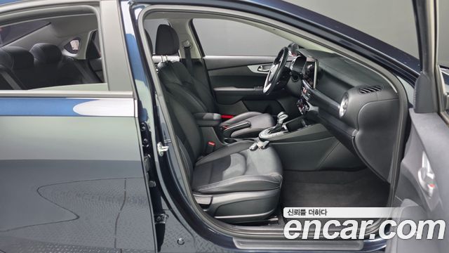 Kia K3 (II) 1.6 Prestige 2022 — фото 26