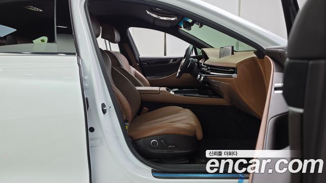 Genesis G80 (RG3) Gasoline 2.5 Turbo AWD 2022 — фото 26