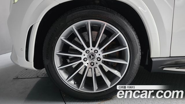 Mercedes-Benz GLE-Class (W167) GLE400d 4MATIC Coupe 2023 — фото 5
