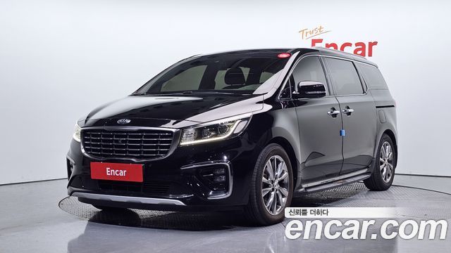 Kia Carnival 9-Seater Noblesse 2019 — фото 1