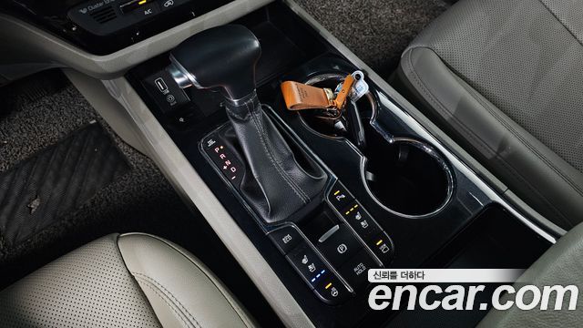 Kia Carnival 9-Seater Noblesse 2019 — фото 9