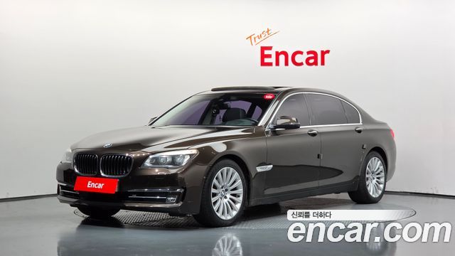 BMW 7 Series (F01) 740Li