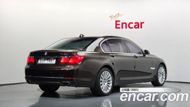 BMW 7 Series (F01) 740Li 2013 — фото 2