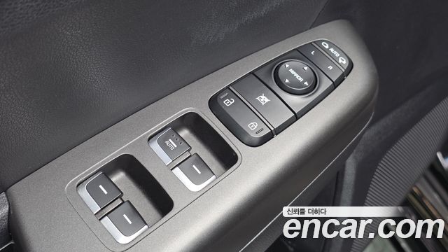 Kia Sportage The Bold Diesel 2.0 2WD Prestige 2019 — фото 13